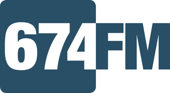 674.fm Logo